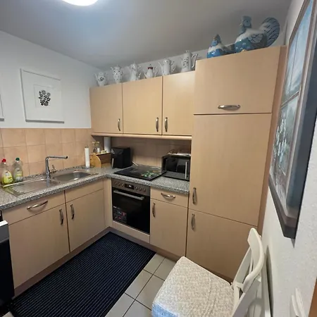 Lejlighed Ruhige Anliegerwohnung In Stadtnaehe *